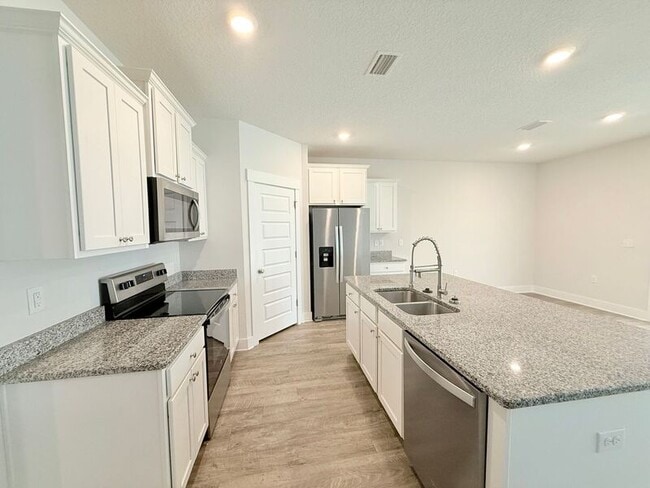 Foto del edificio - 4101 Heart Pine Ln