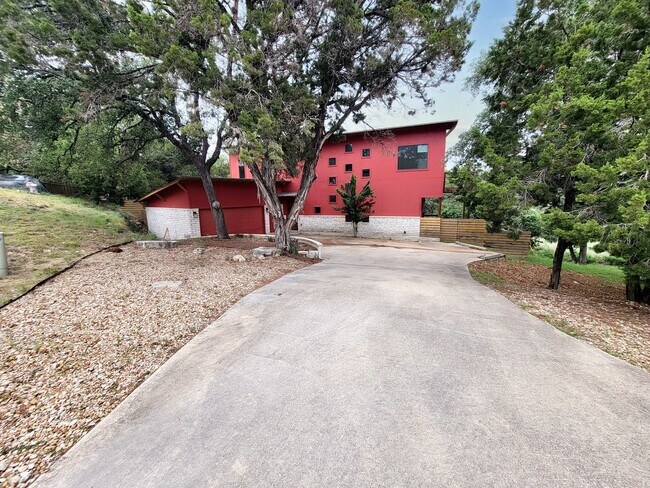 Foto del edificio - 325 Southwind Rd