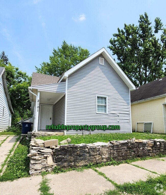 Building Photo - 2101 S Gallatin St