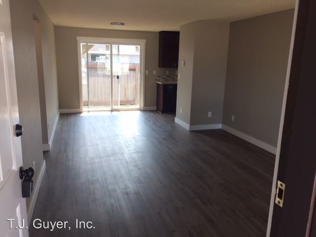 Building Photo - 8442 178th Ave SW