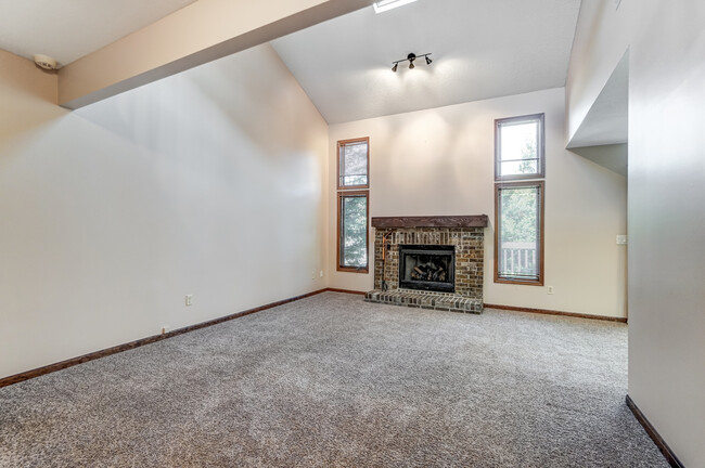 Building Photo - 6418 Langwood Blvd