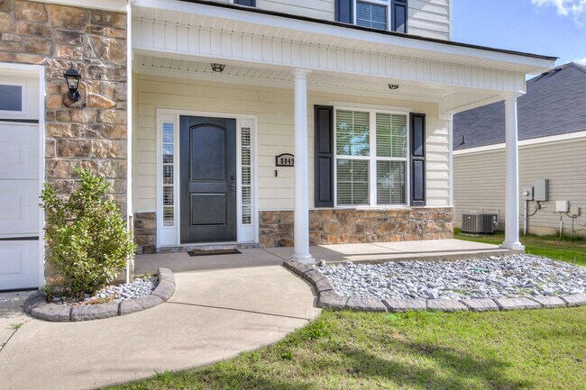 Building Photo - Minutes from Fort Gordon