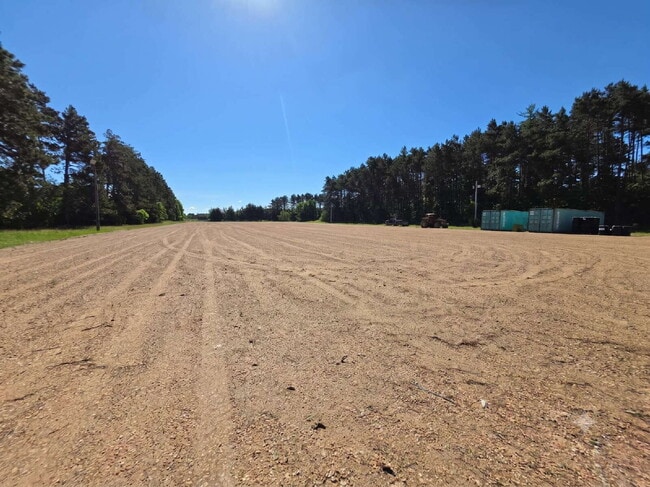 Building Photo - 24.2 Acres – Industrial Warehouse, Residential Or Office Space, Pole Shed & Recreational Land