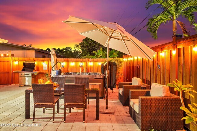 Building Photo - 363 Harbor Dr