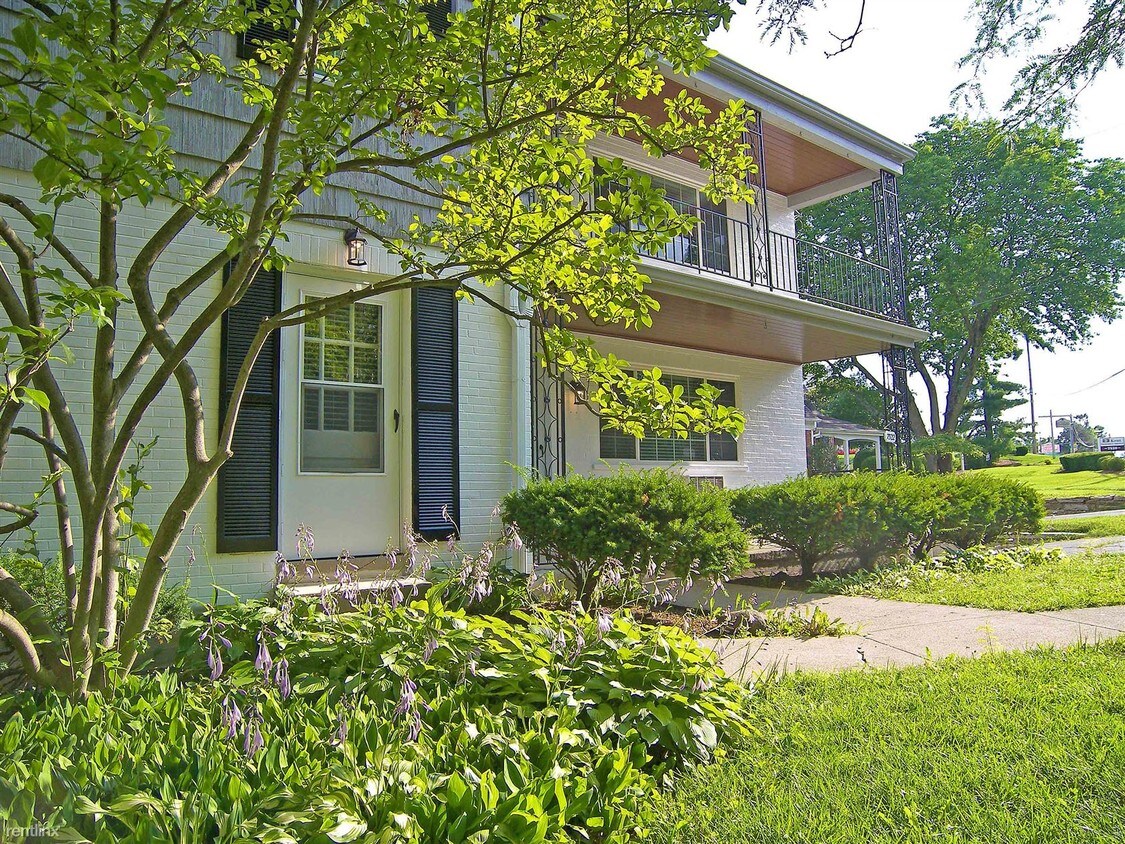 Primary Photo - 7522 Montgomery Rd