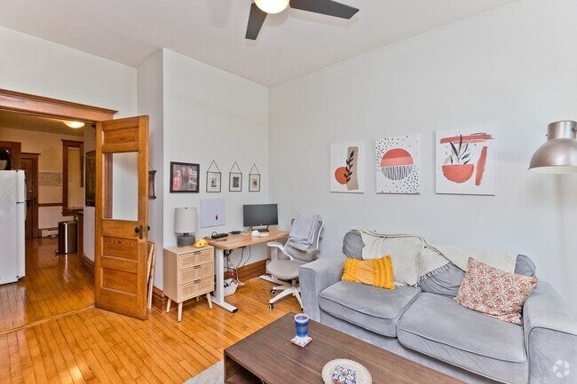 Building Photo - 2139 N Oakley Ave