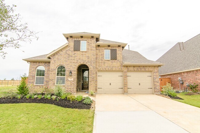 Foto del edificio - 18122 Glenlyon Dr