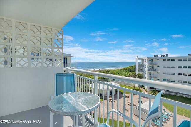 Foto del edificio - 4000 Ocean Beach Blvd