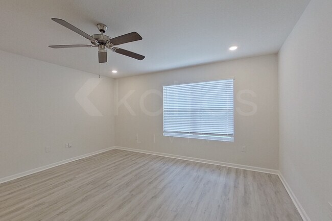Building Photo - 4768 Malay Cir