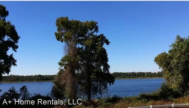 Building Photo - 3 br, 2.5 bath House - 10140 Fallsgrove St...