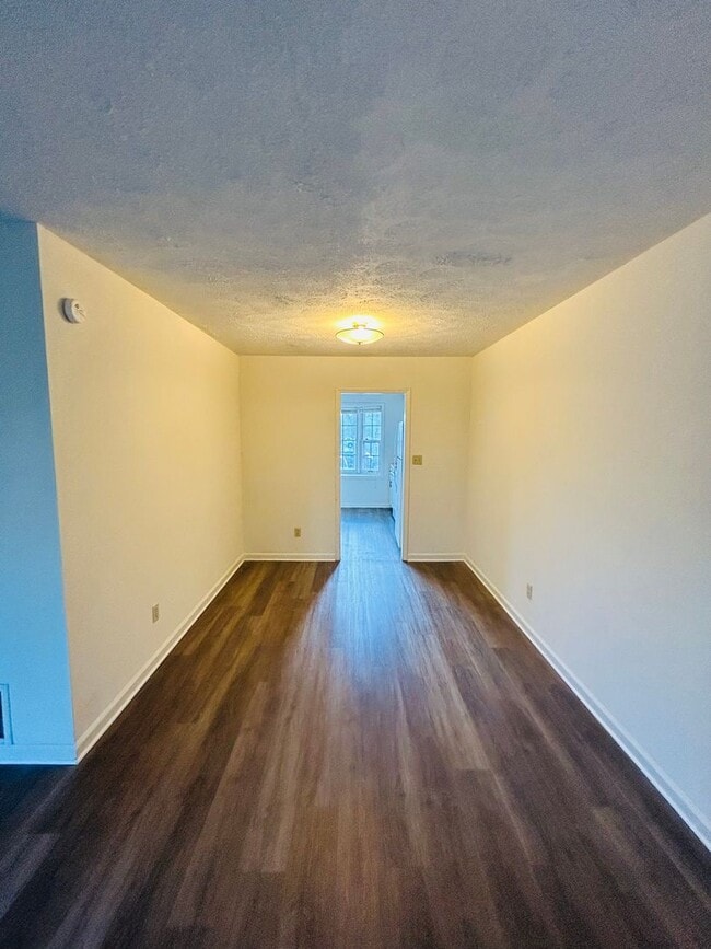 Building Photo - Spacious Townhome in Blacksburg, VA.