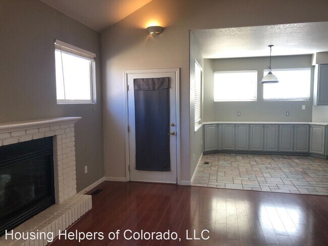 Foto del edificio - 5 br, 4 bath House - 738 Megan Ct