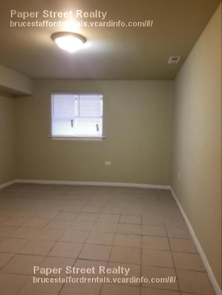 Foto del edificio - Section 8 Welcomed 3248 W Walnut St 1 $1,200