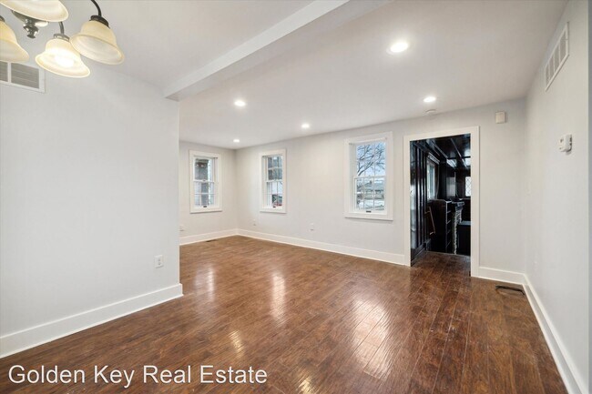 Foto del edificio - 3 br, 2 bath House - 19316 Delaware St