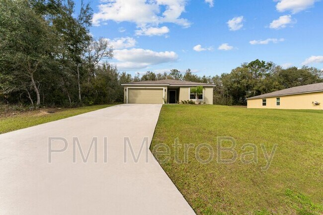 Building Photo - 1737 W Country Club Blvd