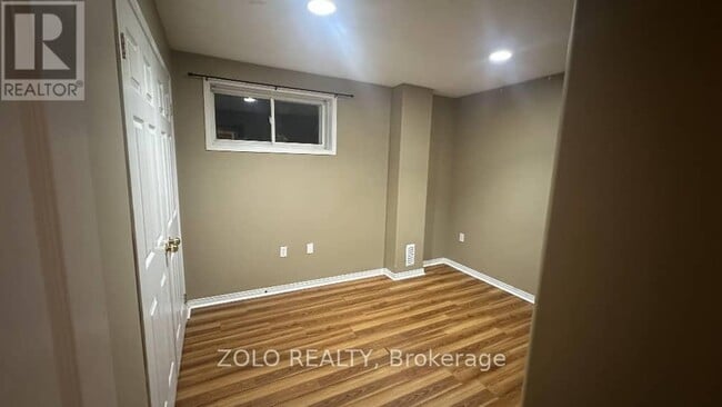 Building Photo - 35 Forest Dale Dr