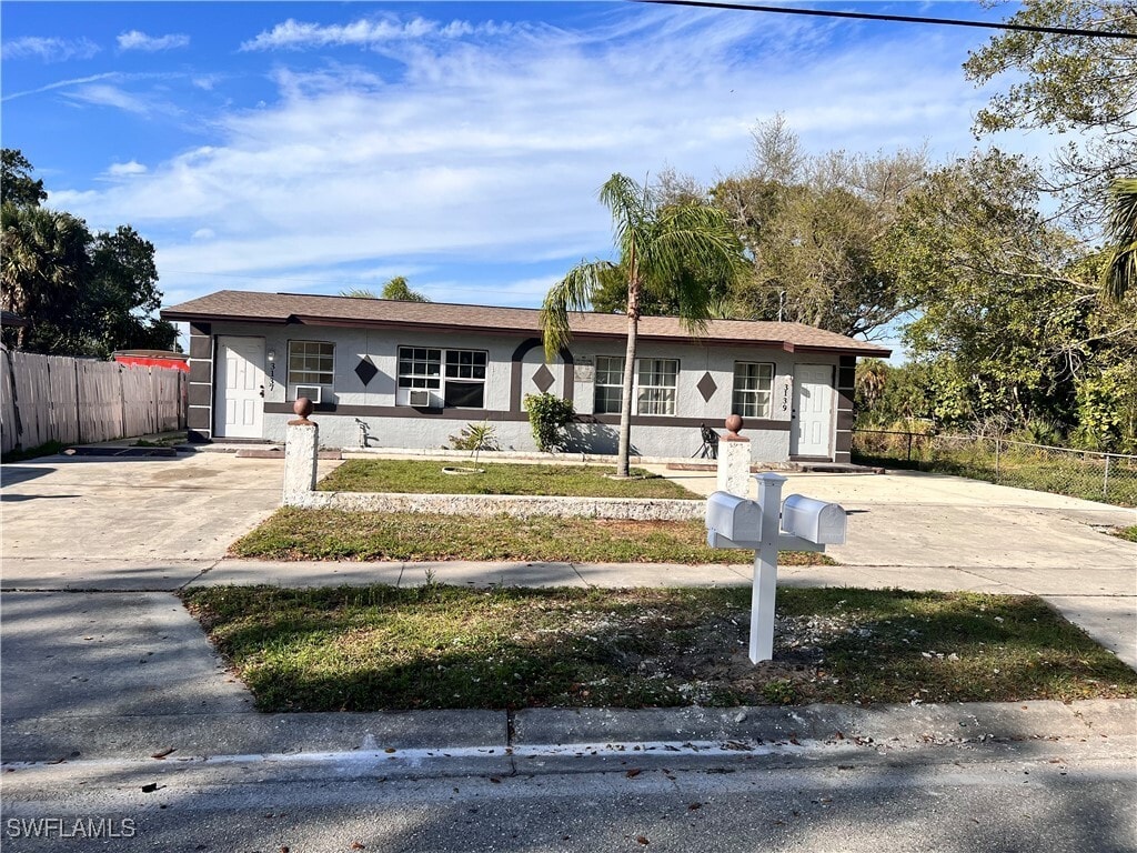 Foto del edificio - 3137-3139 Lincoln Blvd