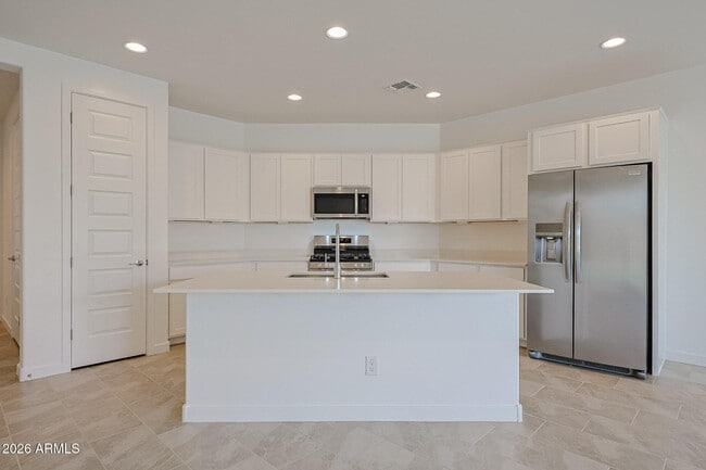Building Photo - 7832 W Hide Trl