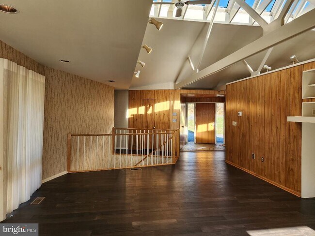 Foto del edificio - 8410 Hawkins Creamery Rd