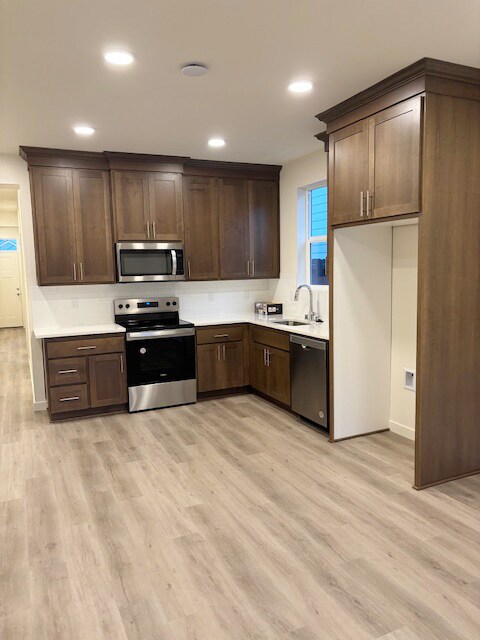 Foto del edificio - 1915 NW 18th Ave