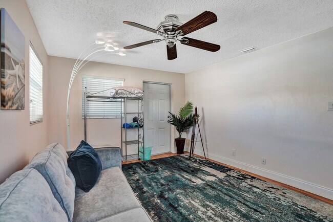 Foto del edificio - 2785 SE 2nd St