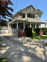 Building Photo - 120 Powell Ave