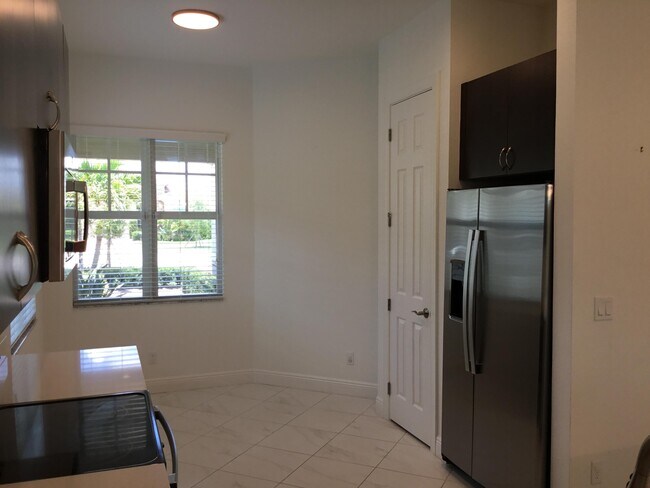 Building Photo - 9177 SW Pepoli Way