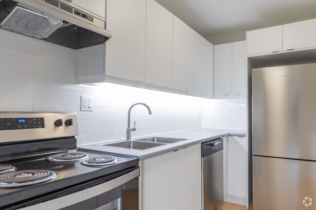 1BR, 1BA - 638SF - Cuisine - The Stewart
