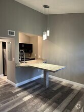 Building Photo - 2890 N Oakland Forest Dr