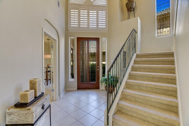 Building Photo - 4545 Golf Vista Dr