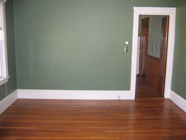 Building Photo - 259 Rochambeau Ave