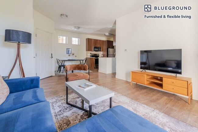 Foto del edificio - 1265 Lakeside Dr