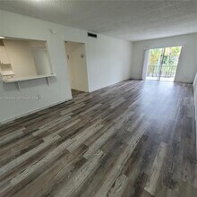 Building Photo - 5100 SW 41st St