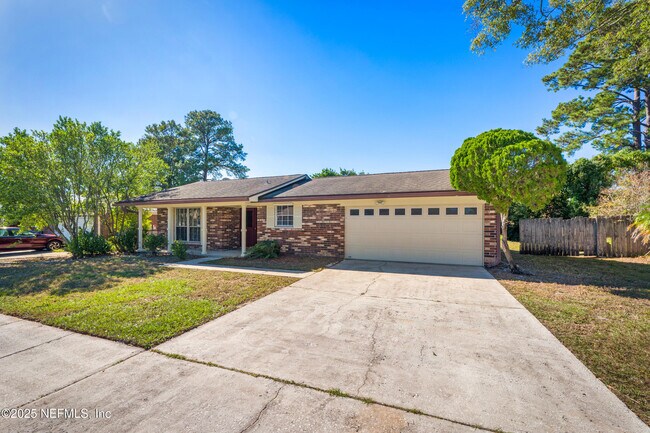 Foto del edificio - 2726 Winrock Dr W