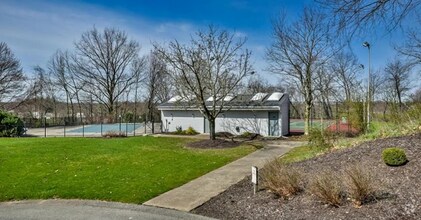 Building Photo - 551 Sloop Rd