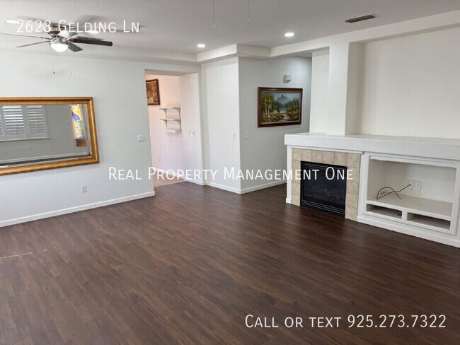 Foto del edificio - 2628 Gelding Ln