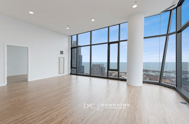 Building Photo - 1401 S Michigan Ave