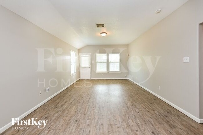 Foto del edificio - 13350 Pine Tree Forest Trail