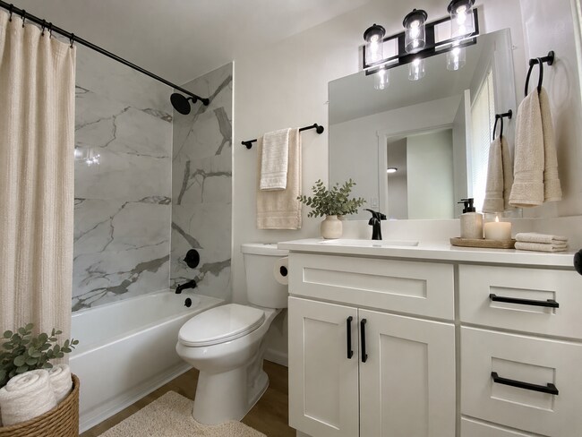 Foto del edificio - 15 110th Avenue Ct E