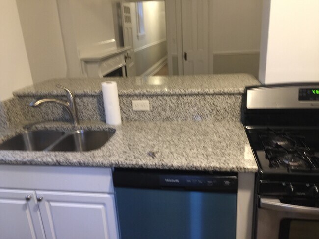 Foto del edificio - 608 N 3rd St