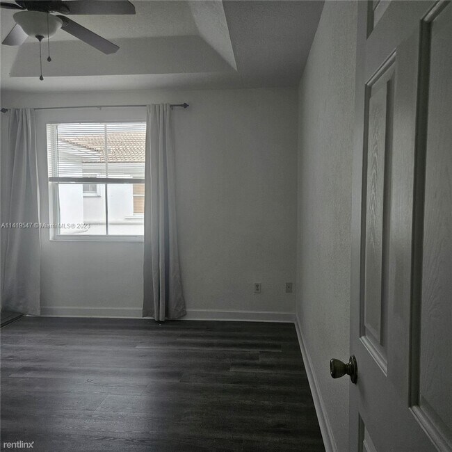 Foto del edificio - 3 br, 2.5 bath House - 4198 SW 158th Ave