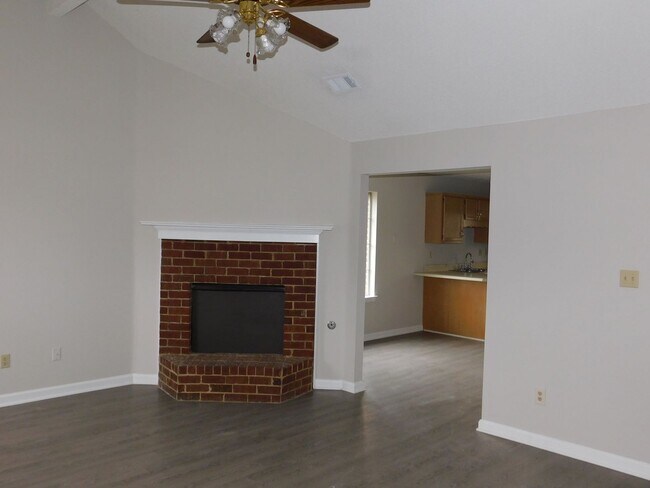 Foto del edificio - 2614 Bristol Cove