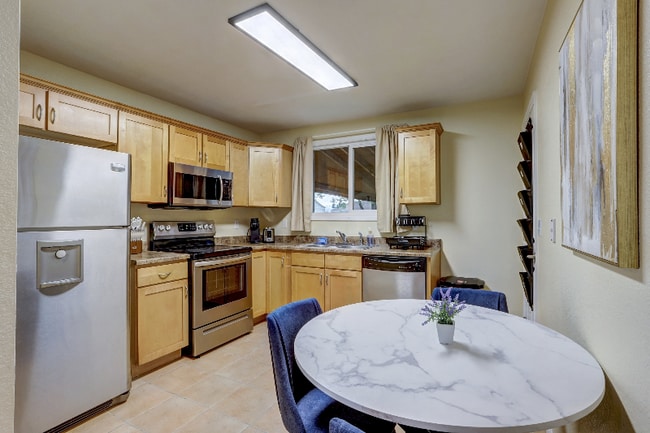 Building Photo - 7777 Umatilla St