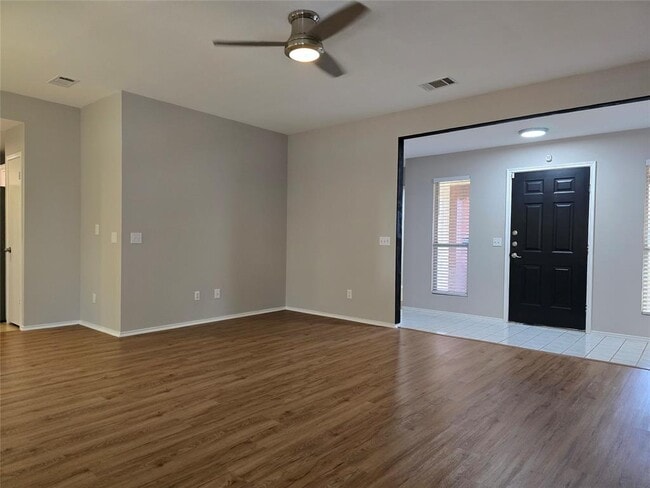 Foto del edificio - 612 Sunny Brook Dr