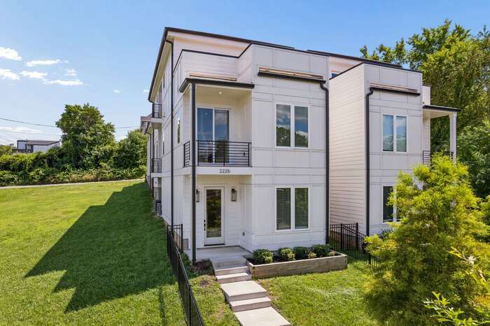 Photo - 2225 Herman St (Nashville, TN)