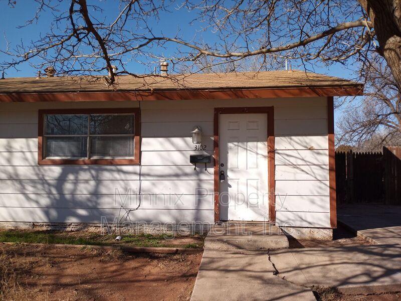 Foto principal - 3102 Avenue N