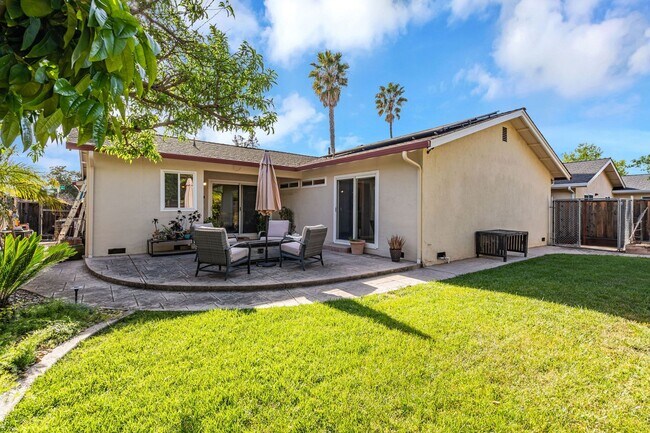 Foto del edificio - Stylish & Comfort Home in Prime San Jose Location