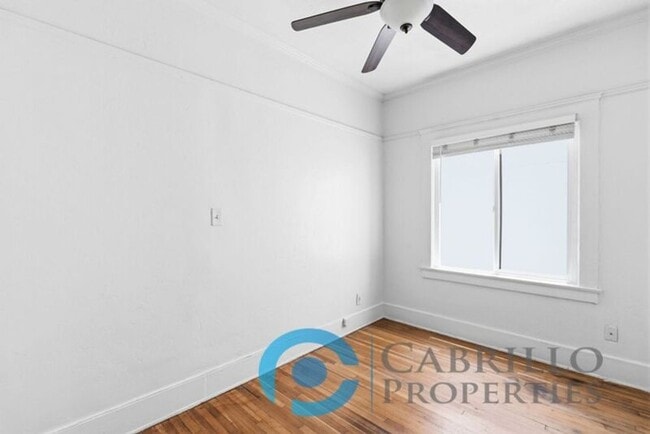 Foto del edificio - 2241 4th Avenue