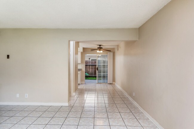 Building Photo - 12091 Bailey St