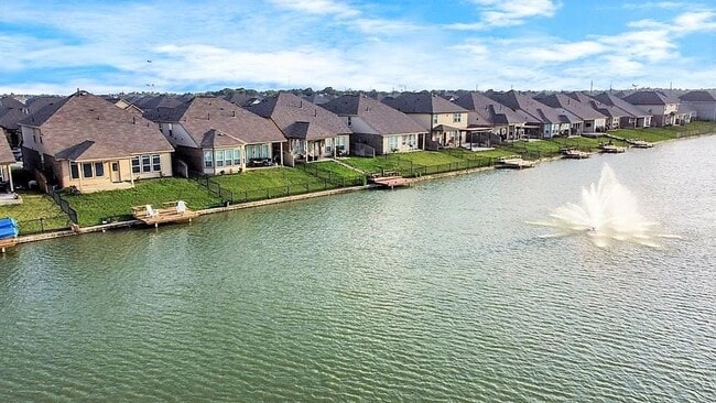 Building Photo - 24814 Puccini Pl